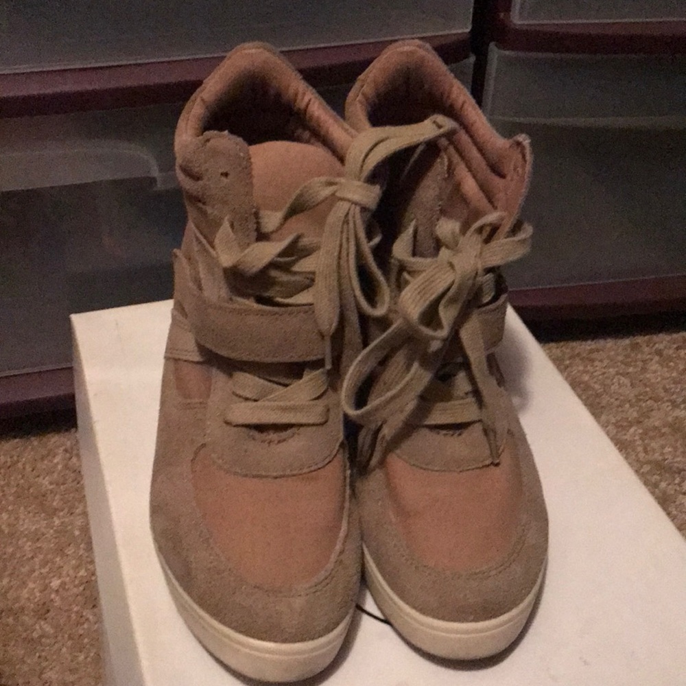 Steve Madden Wedge sneaker